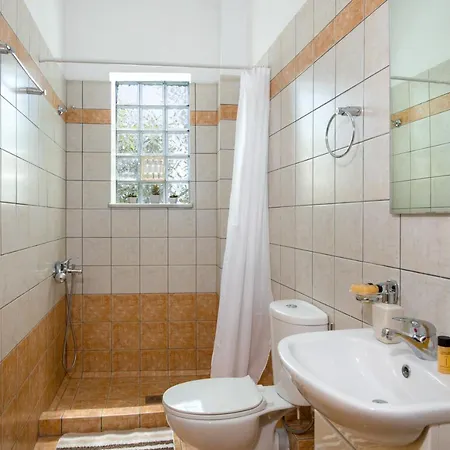 Casa Magnolia - Spacious In Heart Of Akrotiri Casa vacanze *