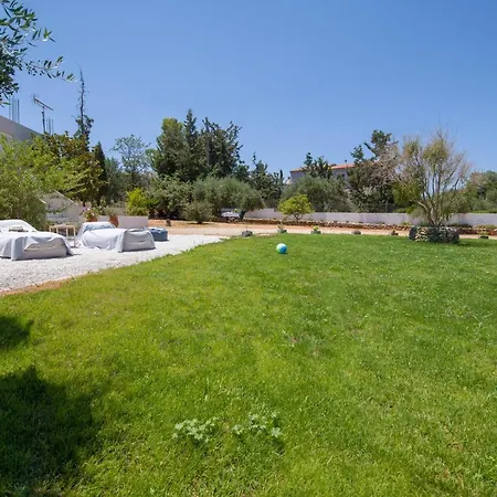 Casa Magnolia - Spacious In Heart Of Akrotiri * La Canea