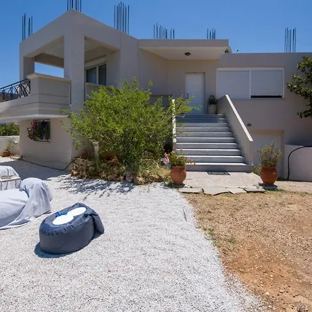 Casa Magnolia - Spacious In Heart Of Akrotiri Casa vacanze *