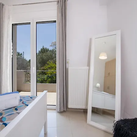 Casa Magnolia - Spacious In Heart Of Akrotiri *