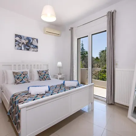 Dom wakacyjny Casa Magnolia - Spacious In Heart Of Akrotiri *